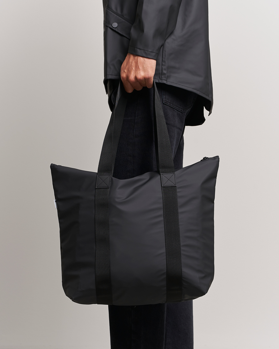 Men | RAINS Tote Bag Rush Black | RAINS | Tote Bag Rush Black