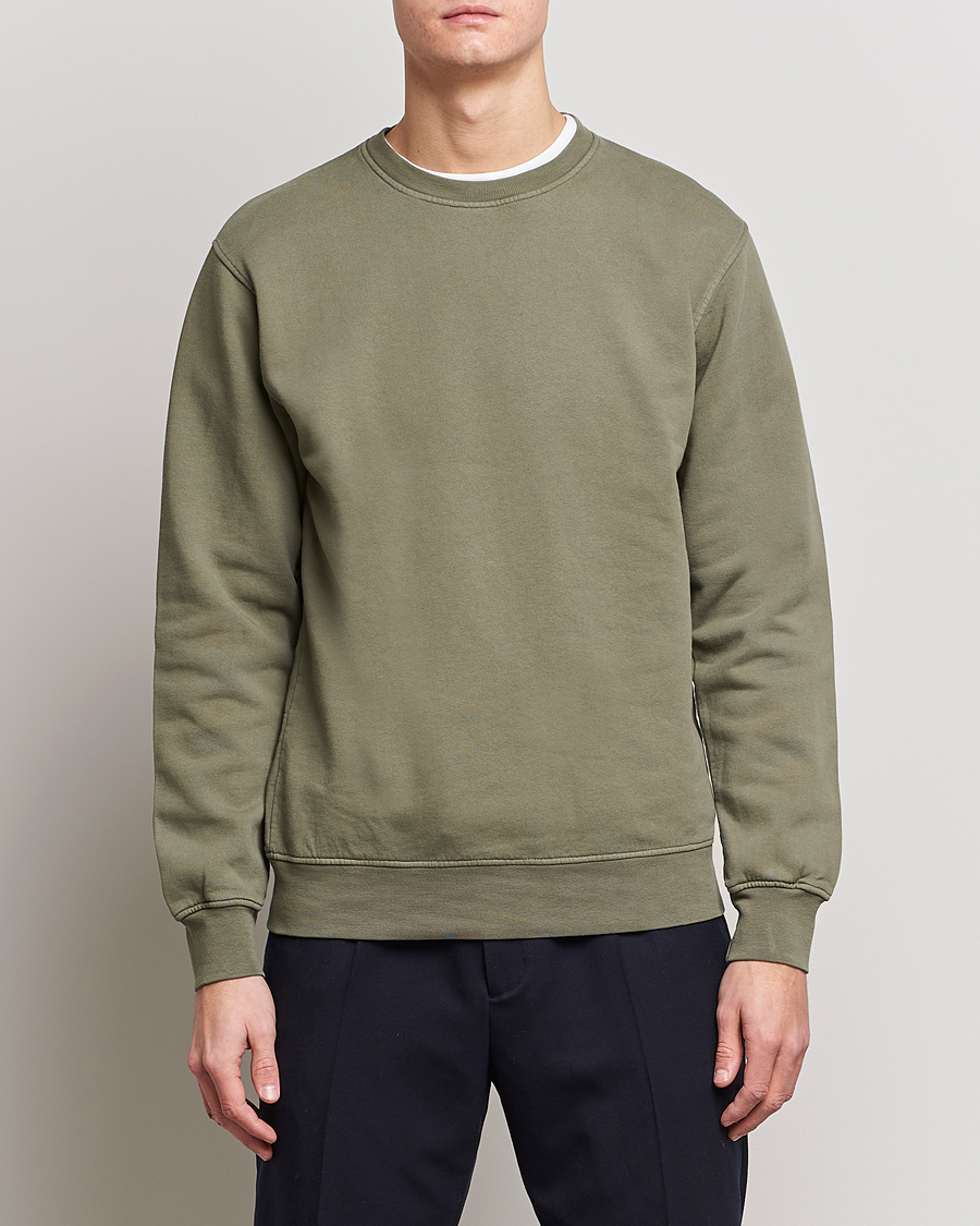 Men | Sweaters & Knitwear | Colorful Standard | Classic Organic Crew Neck Sweat Dusty Olive