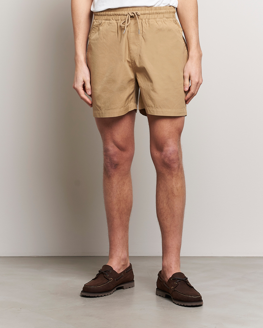 Men | Shorts | Colorful Standard | Classic Organic Twill Drawstring Shorts Desert Khaki
