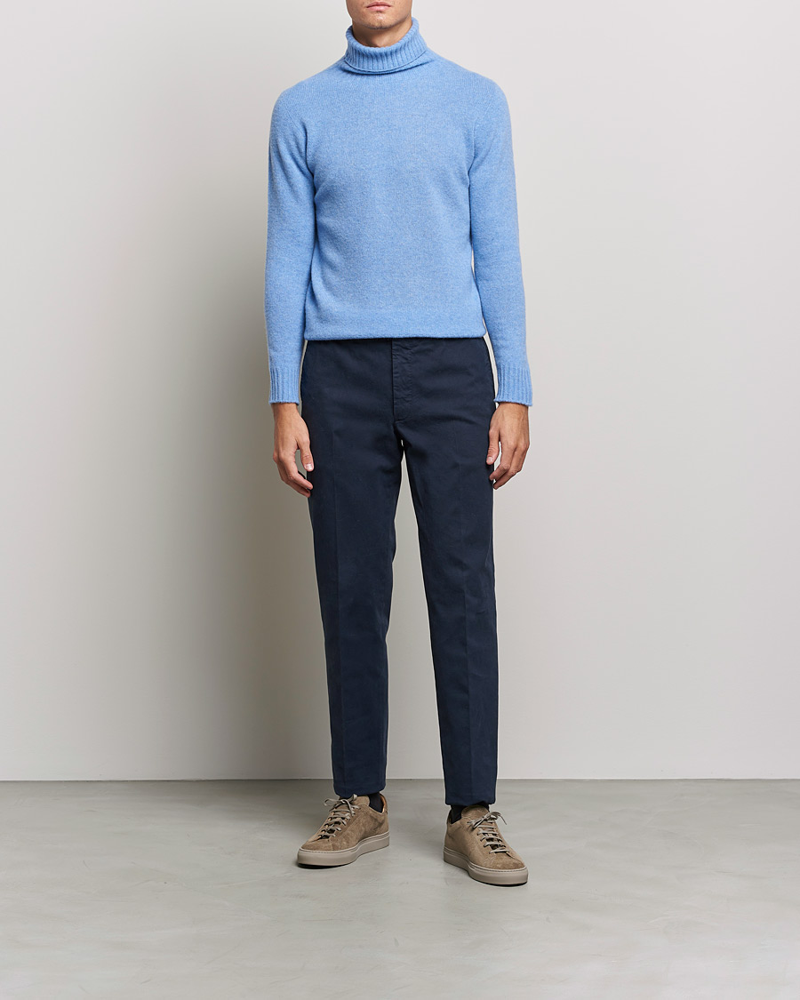 Men |  | Altea | Wool/Cashmere Turtleneck Sweater Light Blue