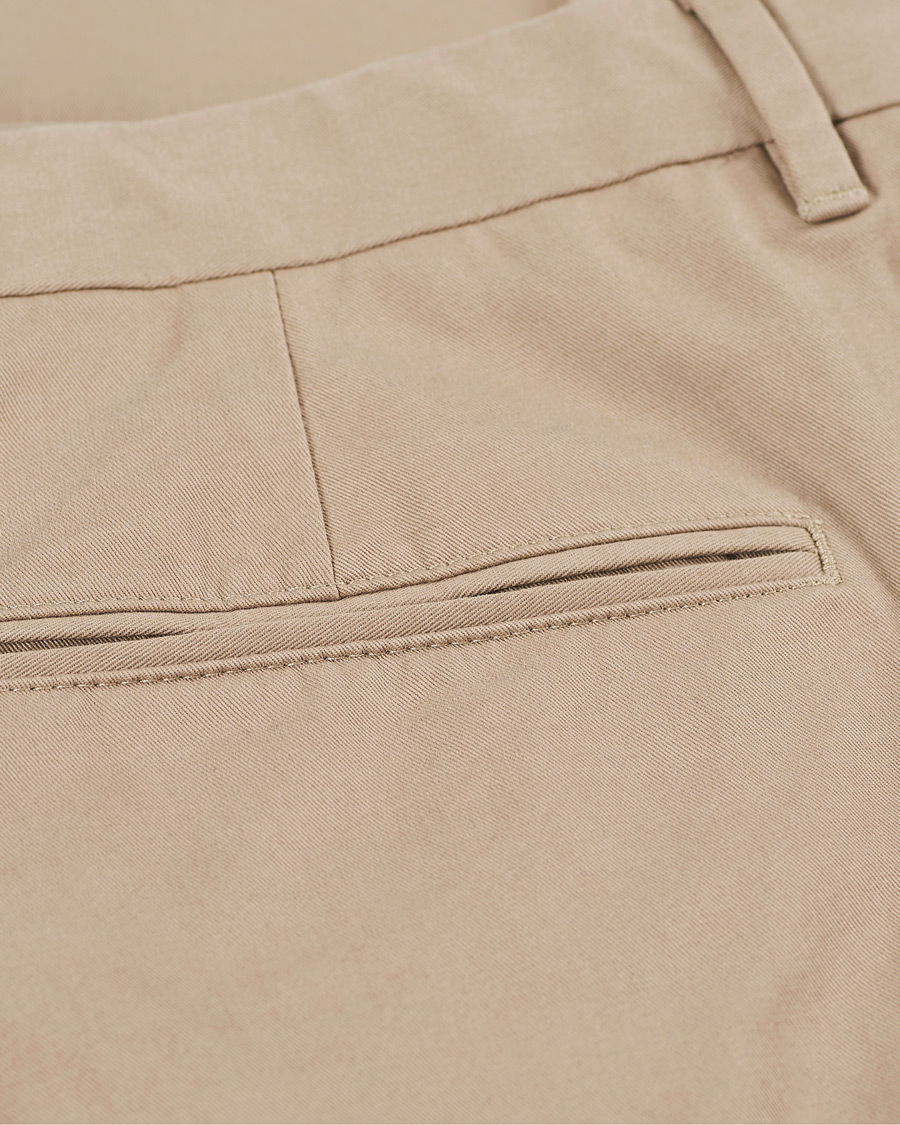 Men | Trousers | Filippa K | William Cotton Trousers  Desert Taupe