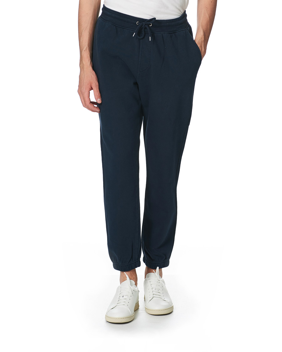 Men | Trousers | Colorful Standard | Classic Organic Sweatpants Navy Blue