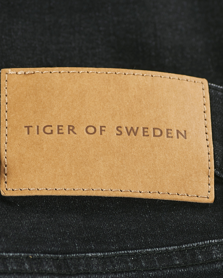 Men | Jeans | Tiger of Sweden | Leon Superstretch Jeans Black Lead