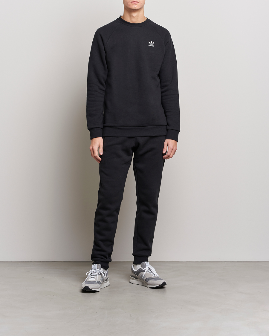 Men | Trousers | adidas Originals | Essential Trefoil Sweatpants Black