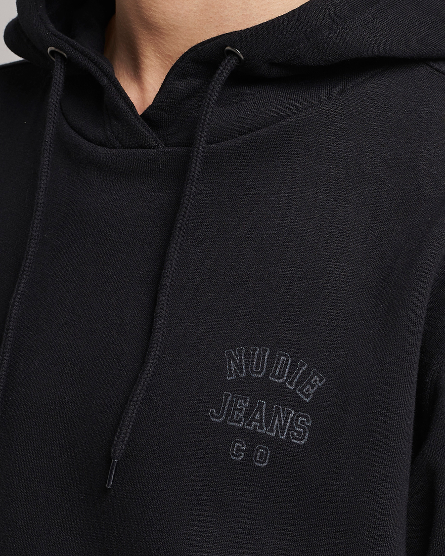 Men | Sweaters & Knitwear | Nudie Jeans | Franke Logo Hoodie Black