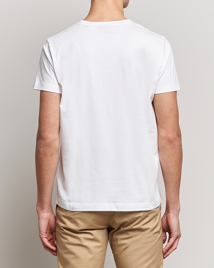 Men | T-Shirts | GANT | Archive Shield Logo Crew Neck Tee White