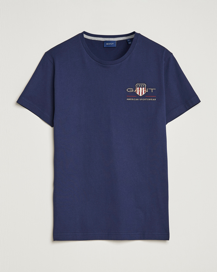 Men | T-Shirts | GANT | Archive Shield Logo Crew Neck Tee Evening Blue