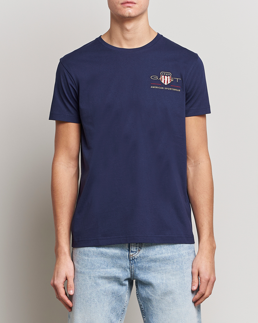 Men | T-Shirts | GANT | Archive Shield Logo Crew Neck Tee Evening Blue