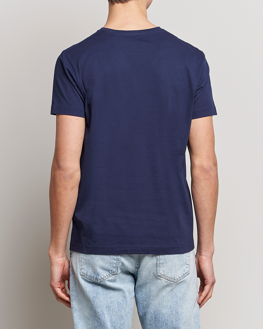 Men | T-Shirts | GANT | Archive Shield Logo Crew Neck Tee Evening Blue