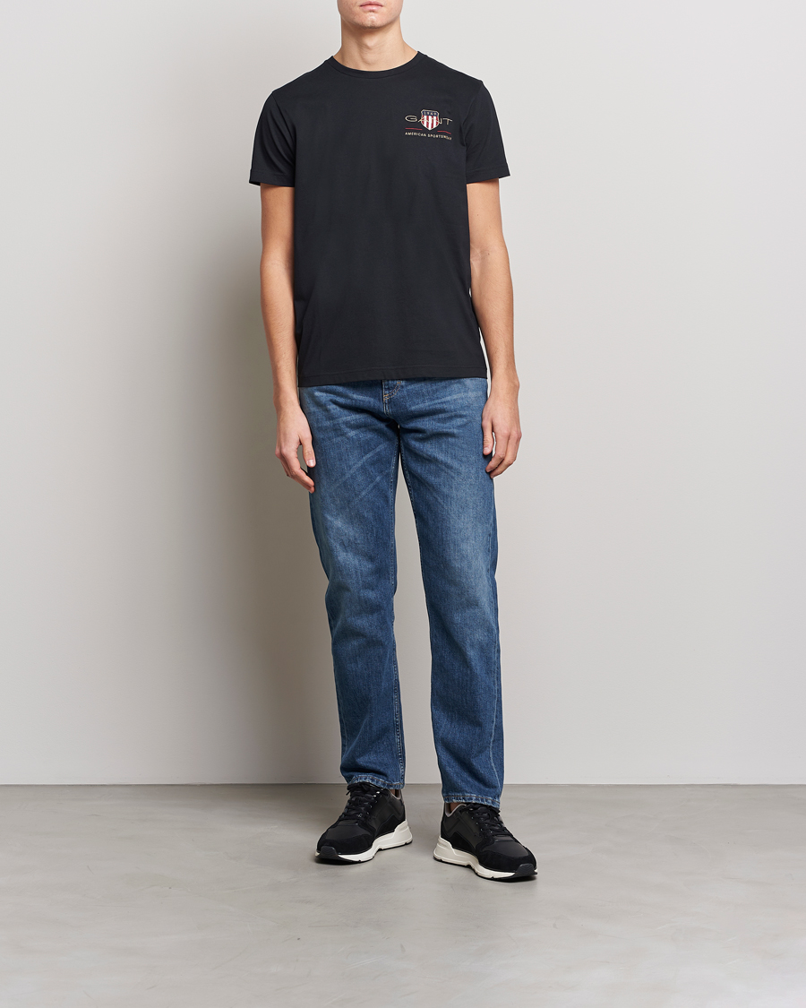 Men | T-Shirts | GANT | Archive Shield Logo Crew Neck Tee Black
