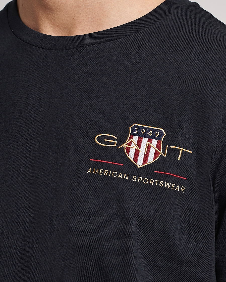 Men | T-Shirts | GANT | Archive Shield Logo Crew Neck Tee Black