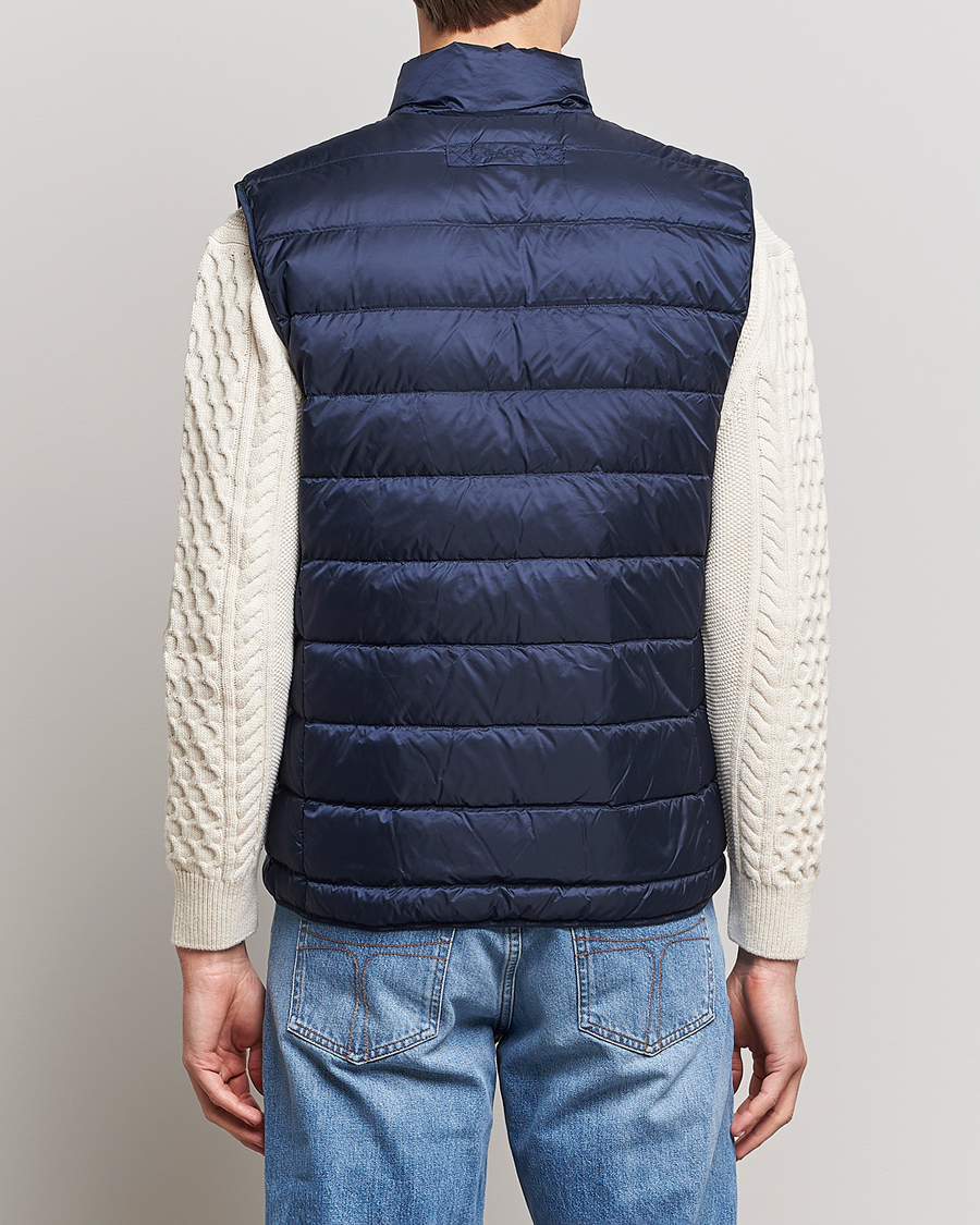 Men | Gilets | Gant | The Light Down Gilet Evening Blue