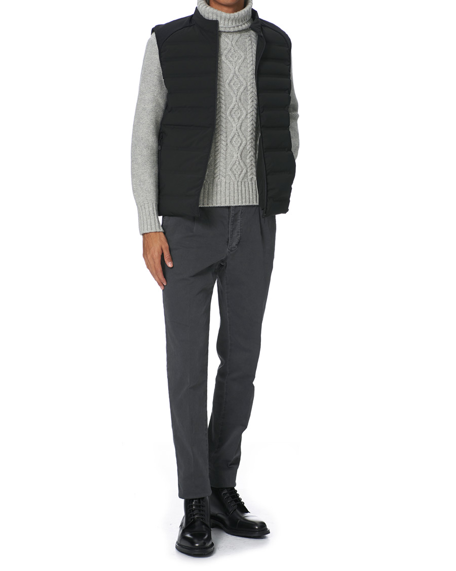 Men | Coats & Jackets | Sail Racing | Race Down Vest Carbon