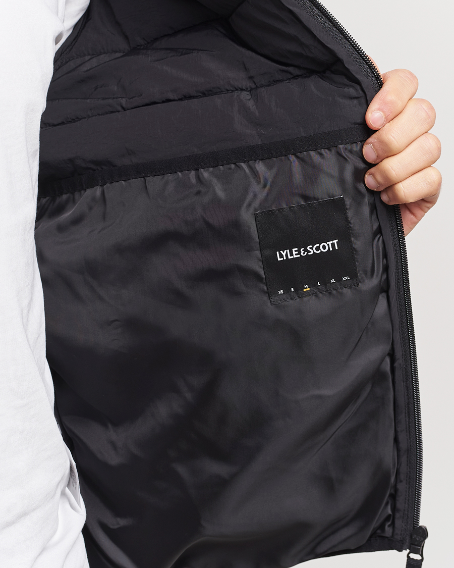 Men | Coats & Jackets | Lyle & Scott | Lightweight Puffer Jacket Jet Black