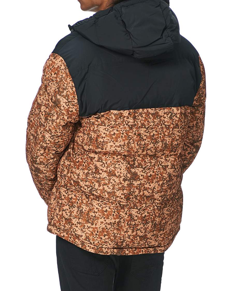 Men | Coats & Jackets | Lyle & Scott | Earth Print Padded Jacket Jet Black