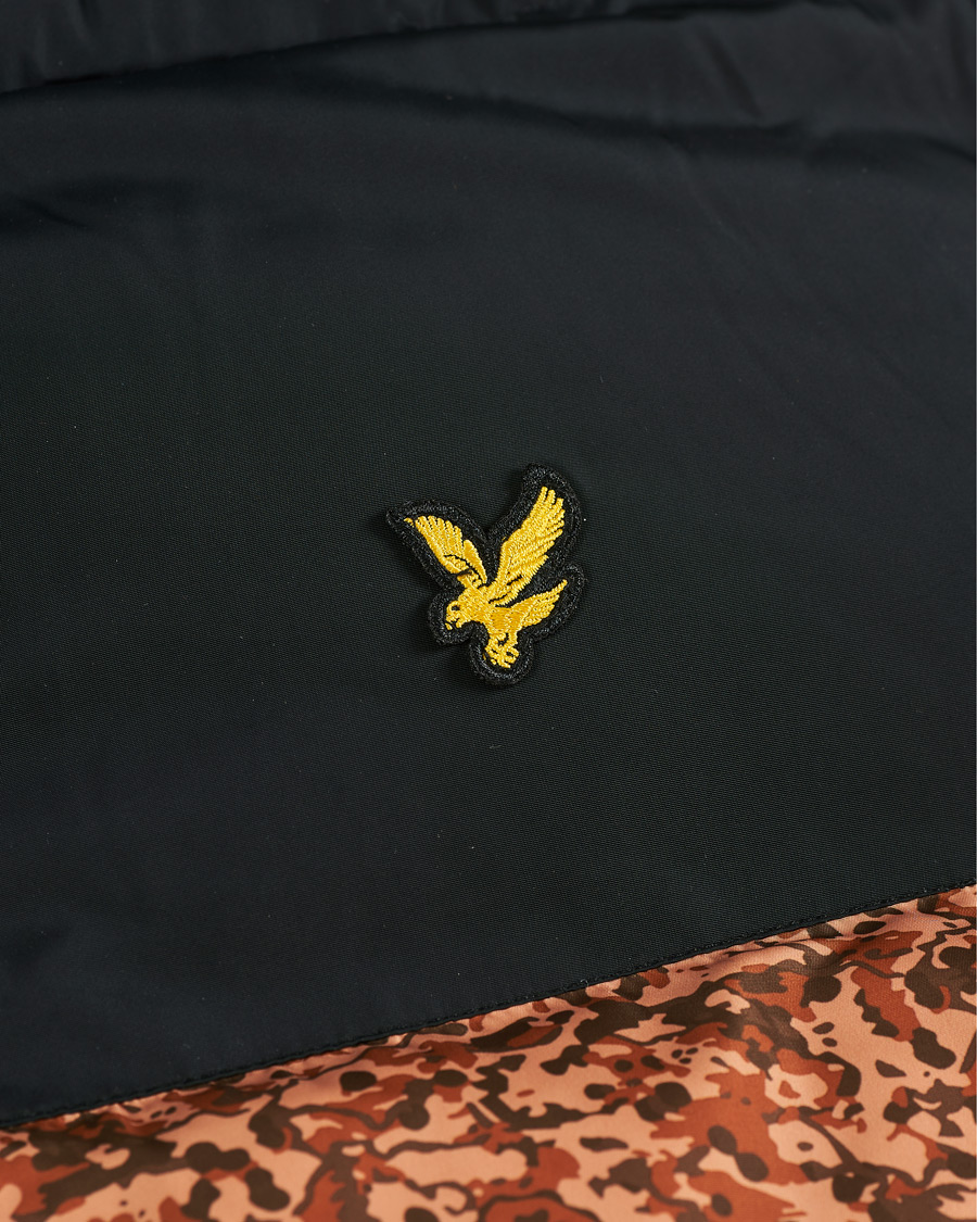 Men | Coats & Jackets | Lyle & Scott | Earth Print Padded Jacket Jet Black