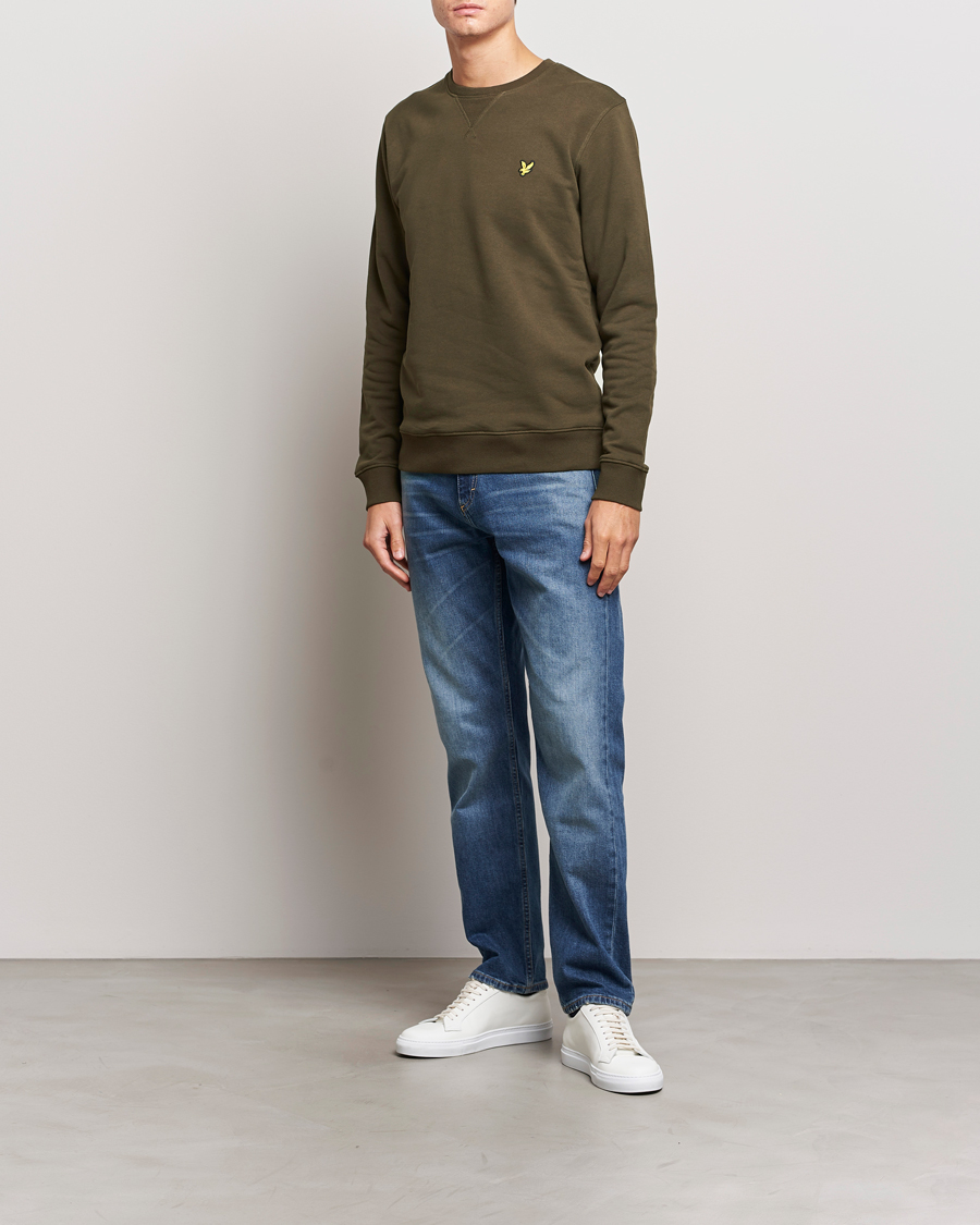 Men | Sweaters & Knitwear | Lyle & Scott | Organic Cotton Crew Neck Olive