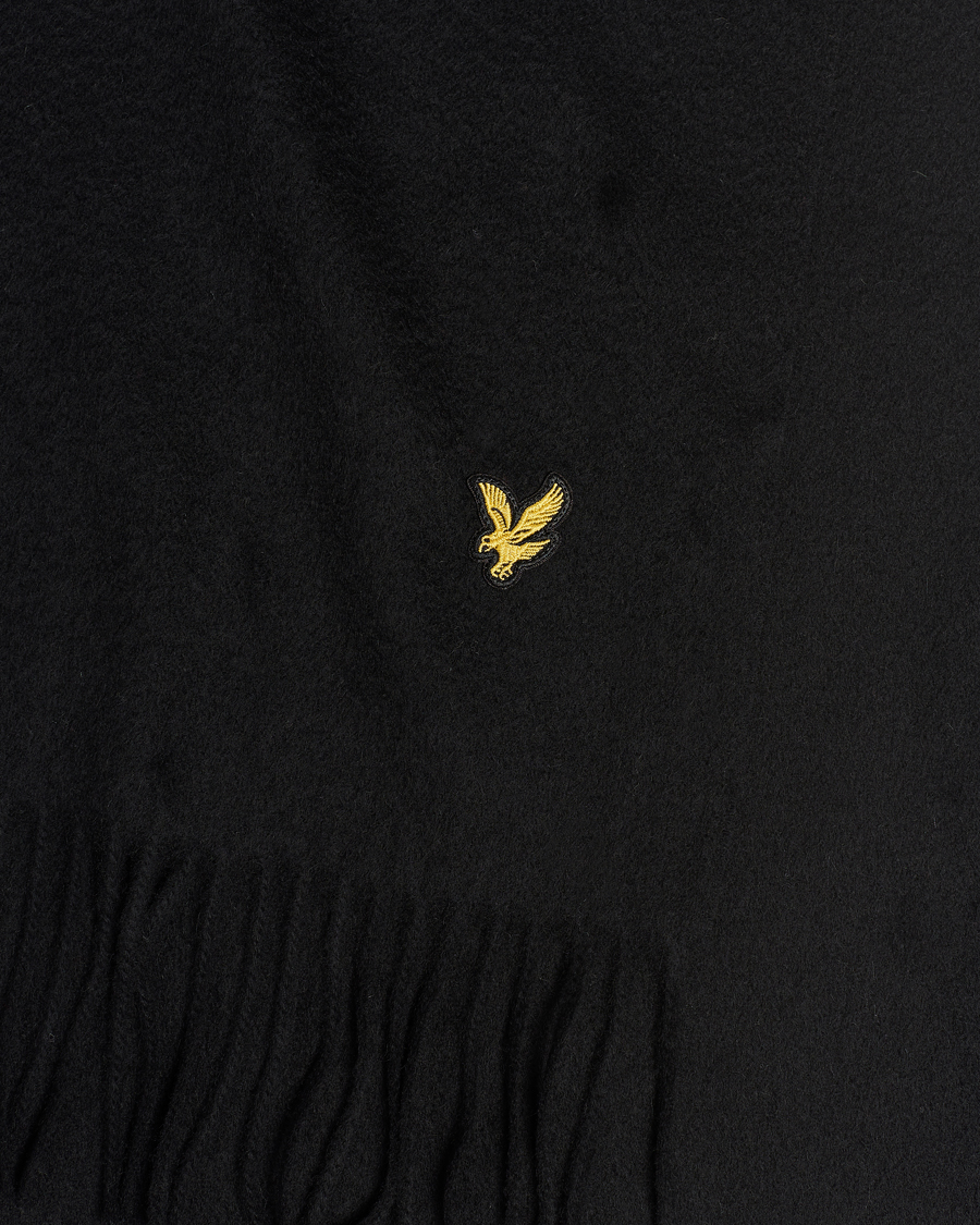 Men | Lyle & Scott Lambswool Scarf True Black | Lyle & Scott | Lambswool Scarf True Black
