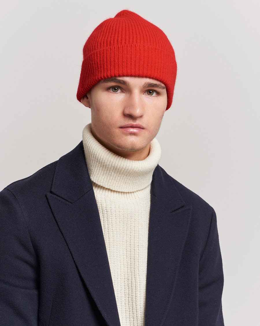 Men | Le Bonnet Lambswool/Caregora Beanie Crimsom Red | Le Bonnet | Lambswool/Caregora Beanie Crimsom Red