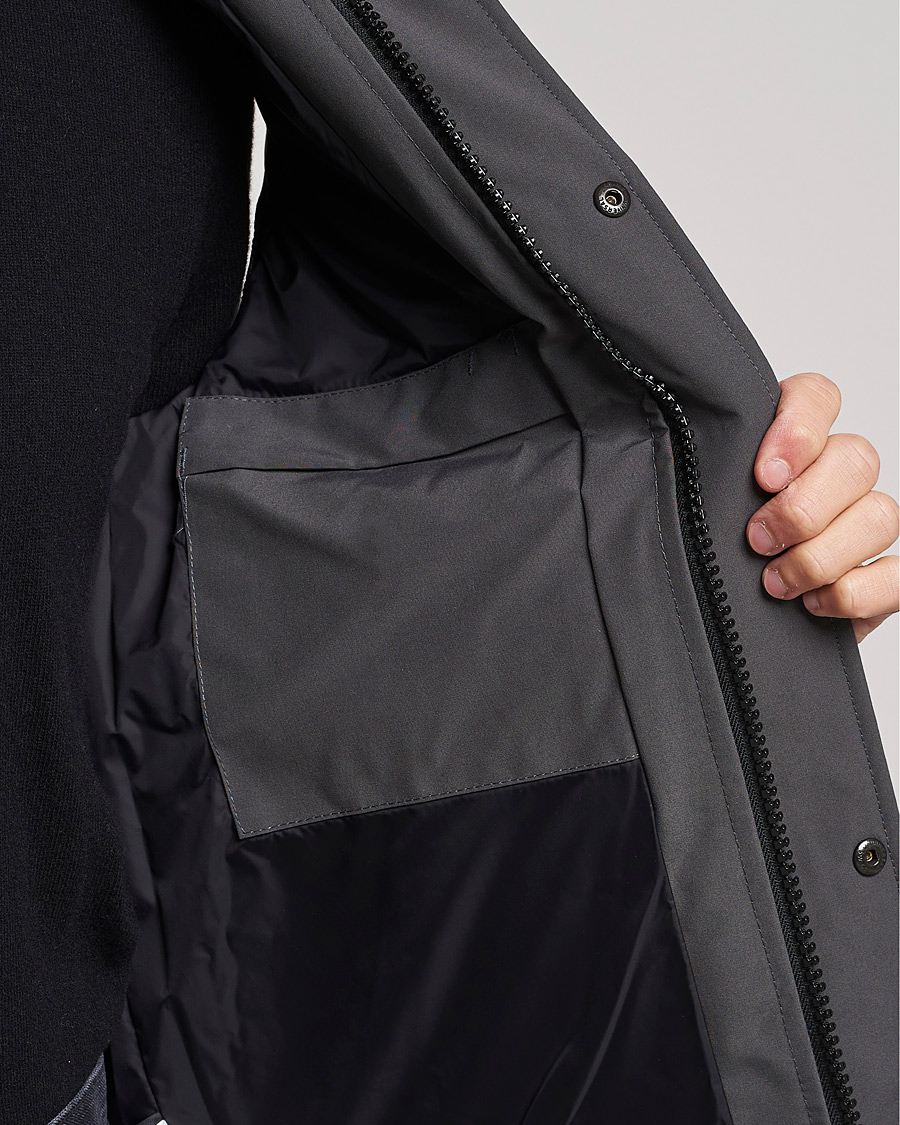 Men | Coats & Jackets | Canada Goose | Garson Vest Graphite