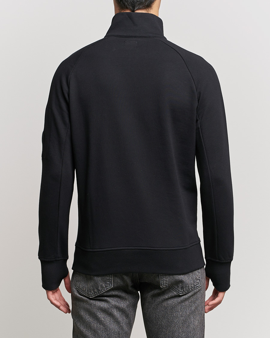 Men | Sweaters & Knitwear | C.P. Company | Diagonal Raised Fleece Half Zip Lens Sweatshirt Black
