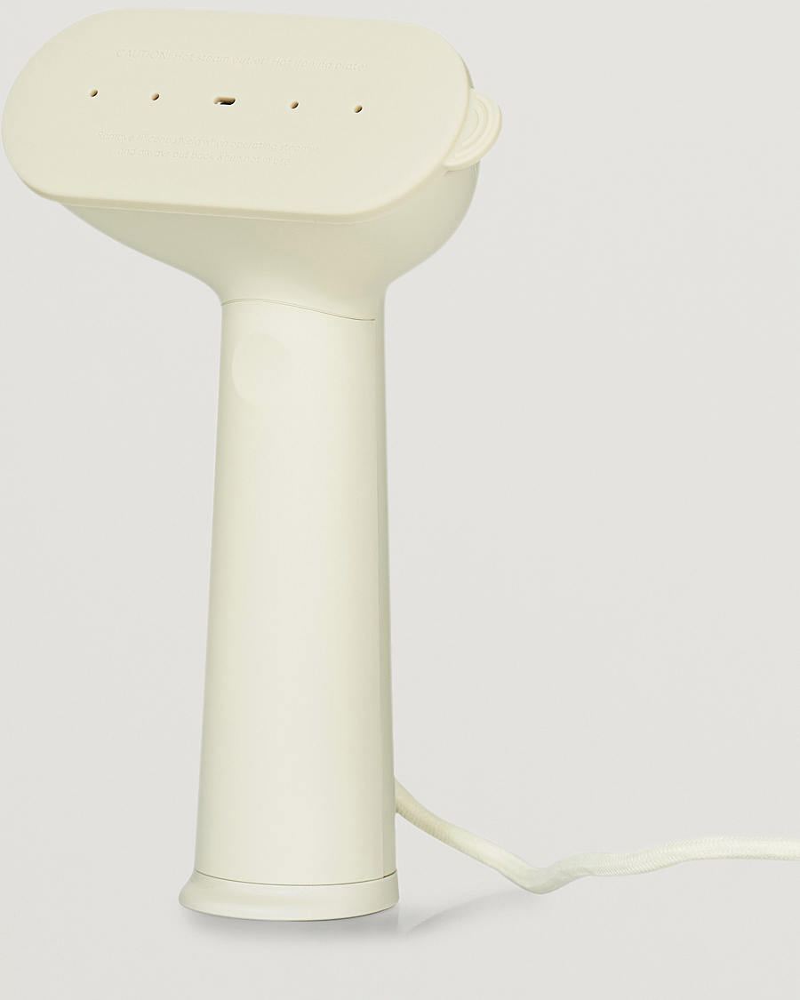 Men | Steamery Cirrus No. 3 Iron Steamer Sand | Steamery | Cirrus No. 3 Iron Steamer Sand