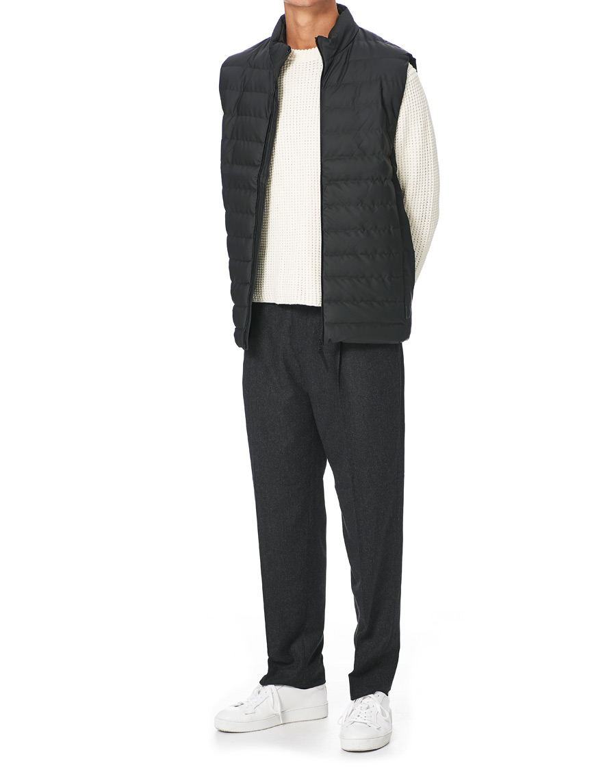 Men | Coats & Jackets | RAINS | Trekker Vest Black