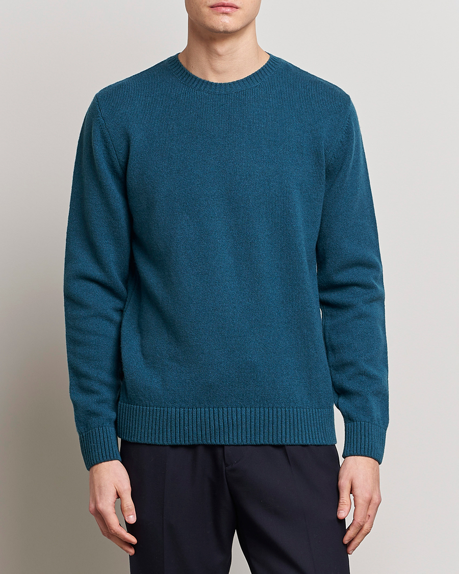 Men | Knitted Jumpers | Colorful Standard | Classic Merino Wool Crew Neck Ocean Green