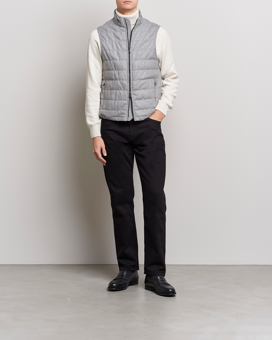 Oscar Jacobson ホワイトダウンベスト XL Oscar Jacobson Liner EVO Flannel Waistcoat Light Grey at