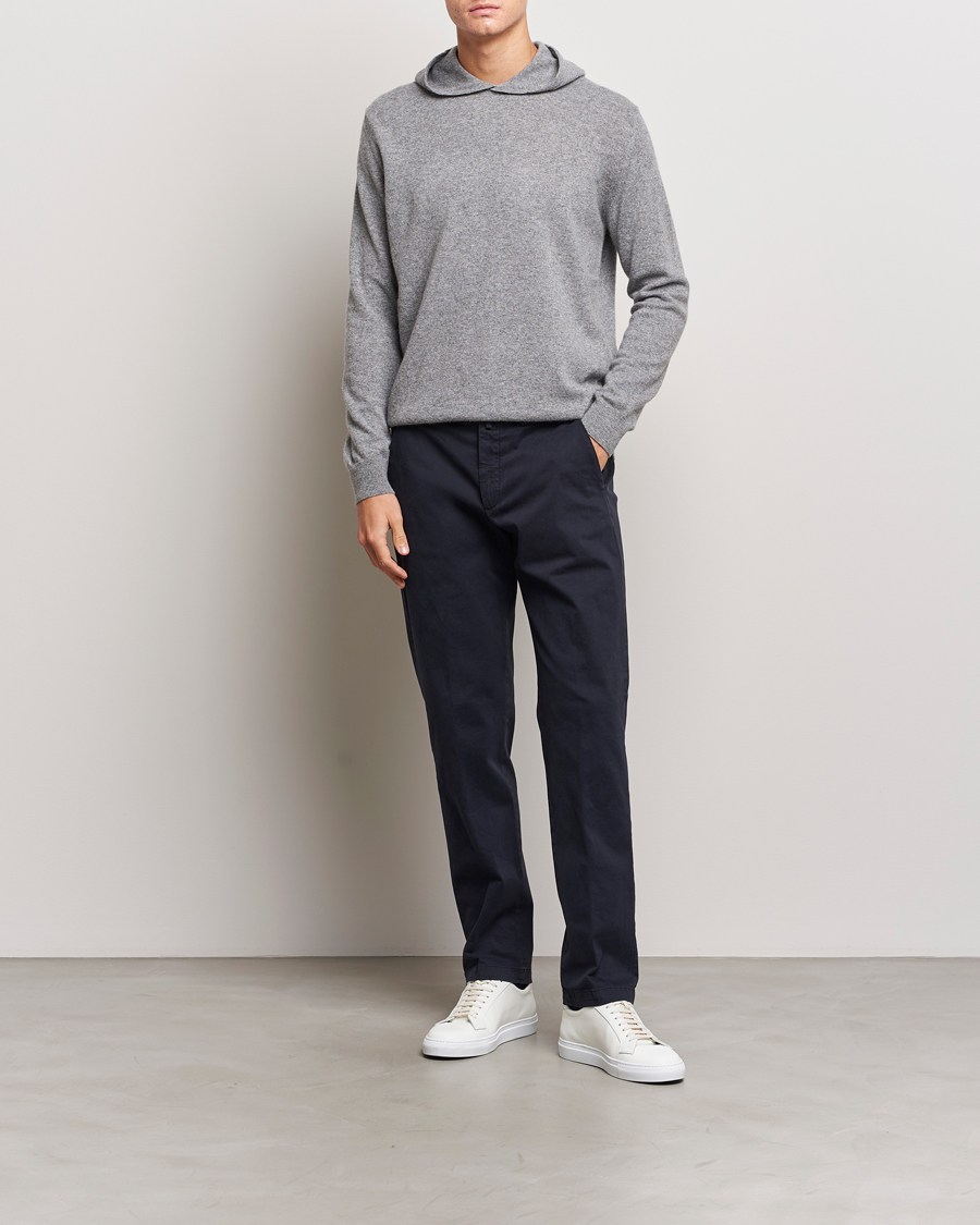 Men | Sweaters & Knitwear | Oscar Jacobson | Pascal Wool/Cashmere Hoodie Light Grey