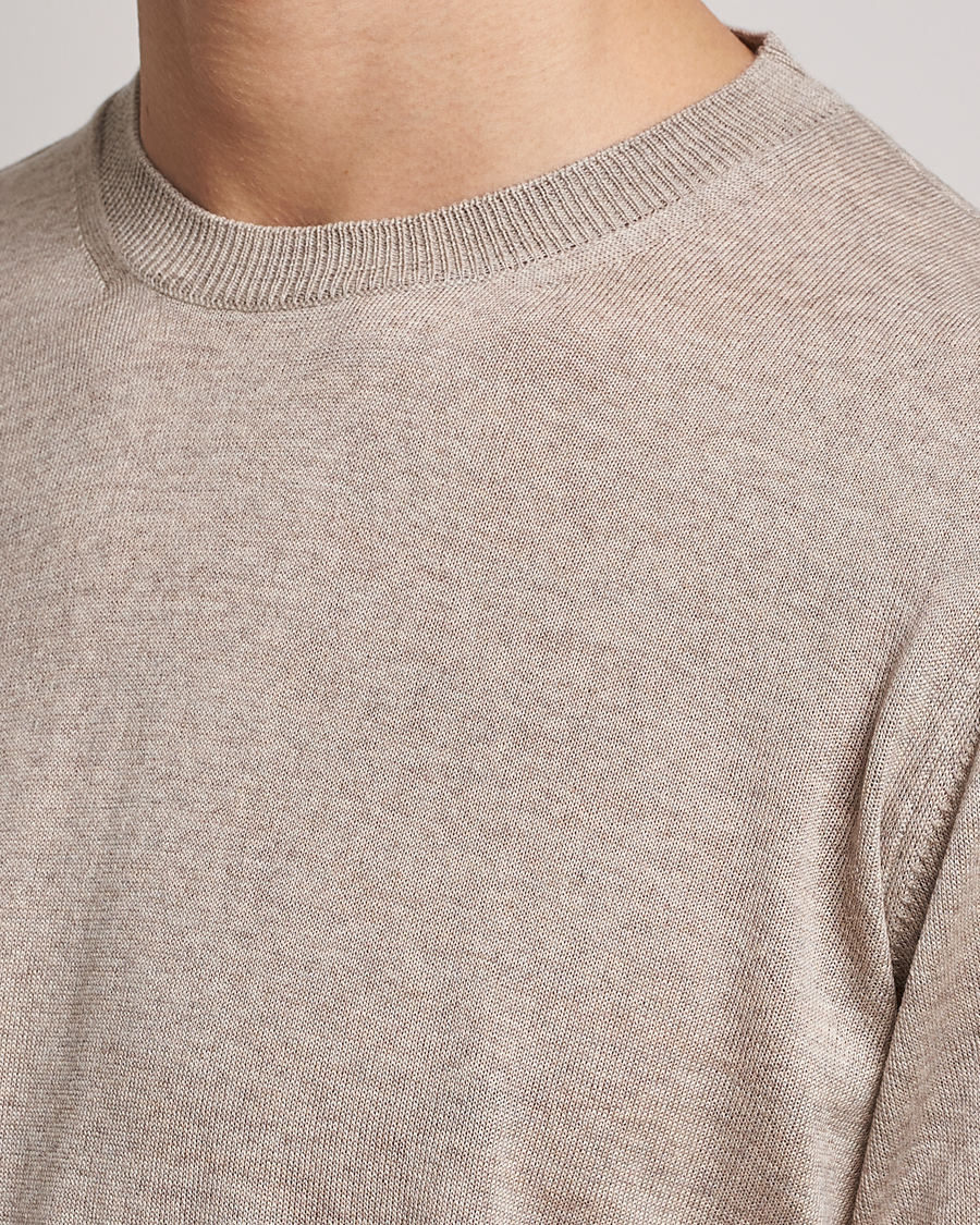 Men | Sweaters & Knitwear | Oscar Jacobson | Custer Extra Fine Merino Crew Neck Beige
