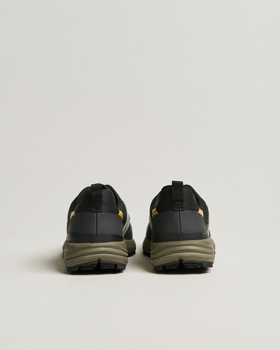 Men | Sneakers | Veja | Dekkan Vibram Running Sneaker Black Oxford/Grey Tonic