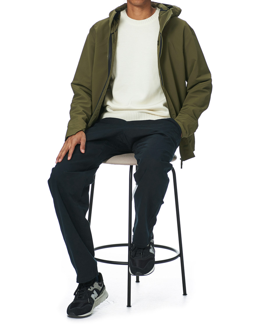 Men | Coats & Jackets | Arc'teryx Veilance | Isogon MX Hooded Jacket Olive