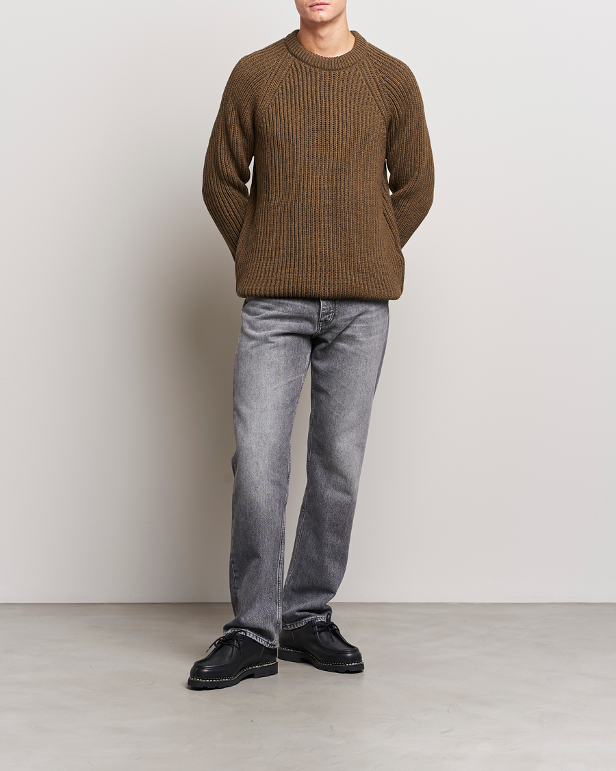 Men | Sweaters & Knitwear | Gloverall | Fisherman Rib Chunky Wool Crew Dark Green