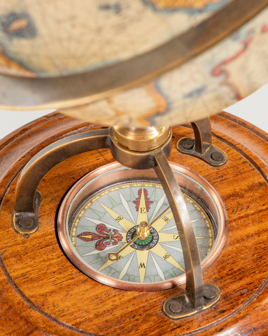 Men | Decoration | Authentic Models | Terrestrial Globe With Compass