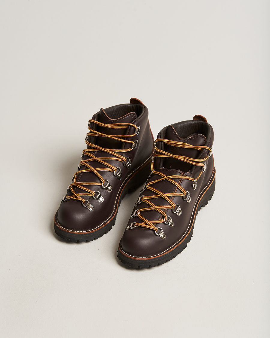 Men | Hiking Boots | Danner | Mountain Light GORE-TEX Boot Brown