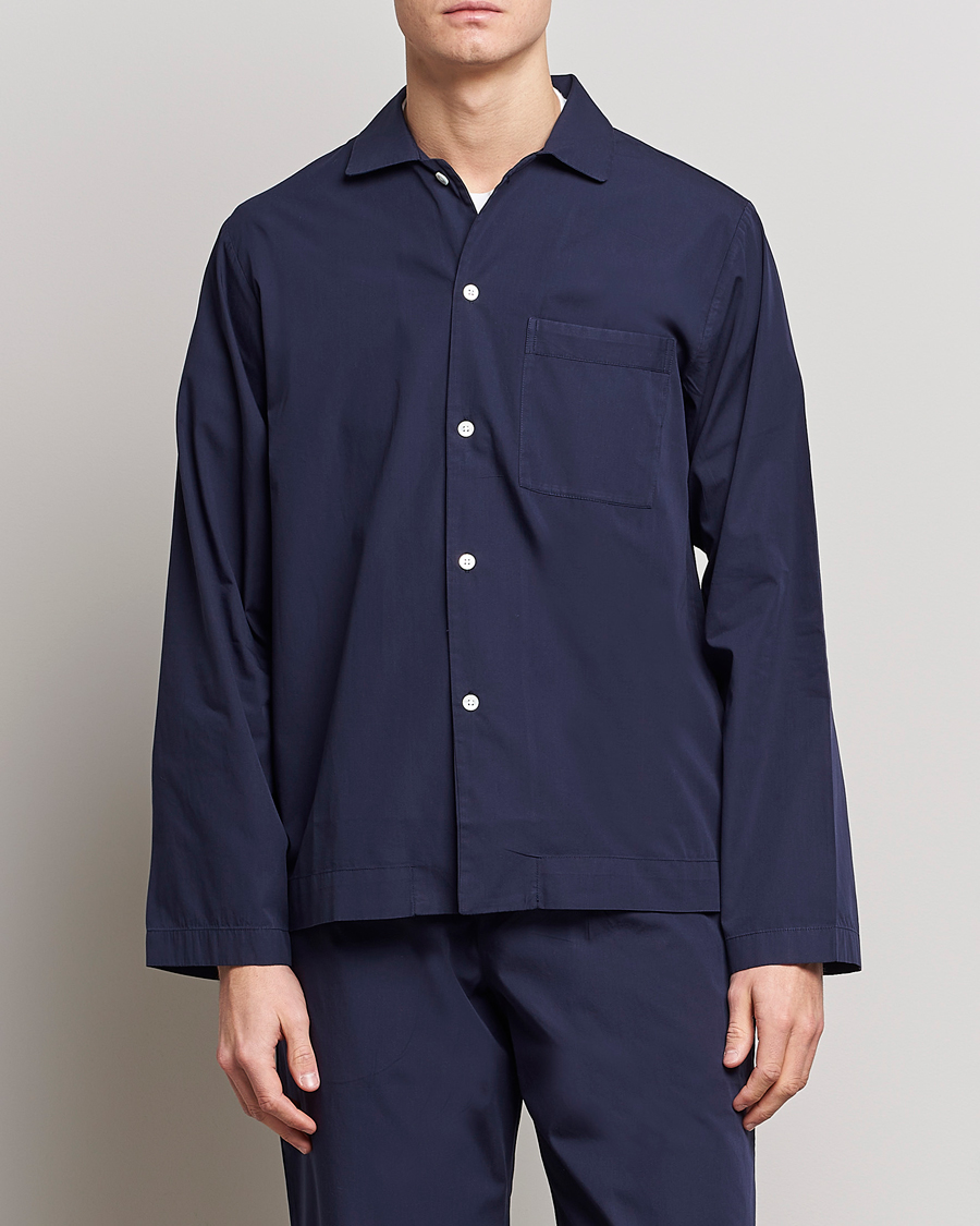 Men | Recycled Menswear | Tekla | Poplin Pyjama Shirt True Navy