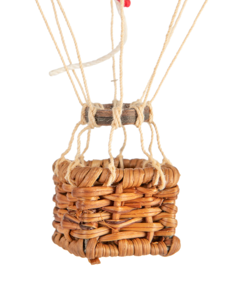 Men | Authentic Models Floating In The Skies Balloon Silver Red | Authentic Models | Floating In The Skies Balloon Silver Red