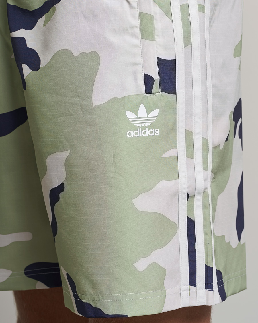 Men | Shorts | adidas Originals | Camo Shorts Camo