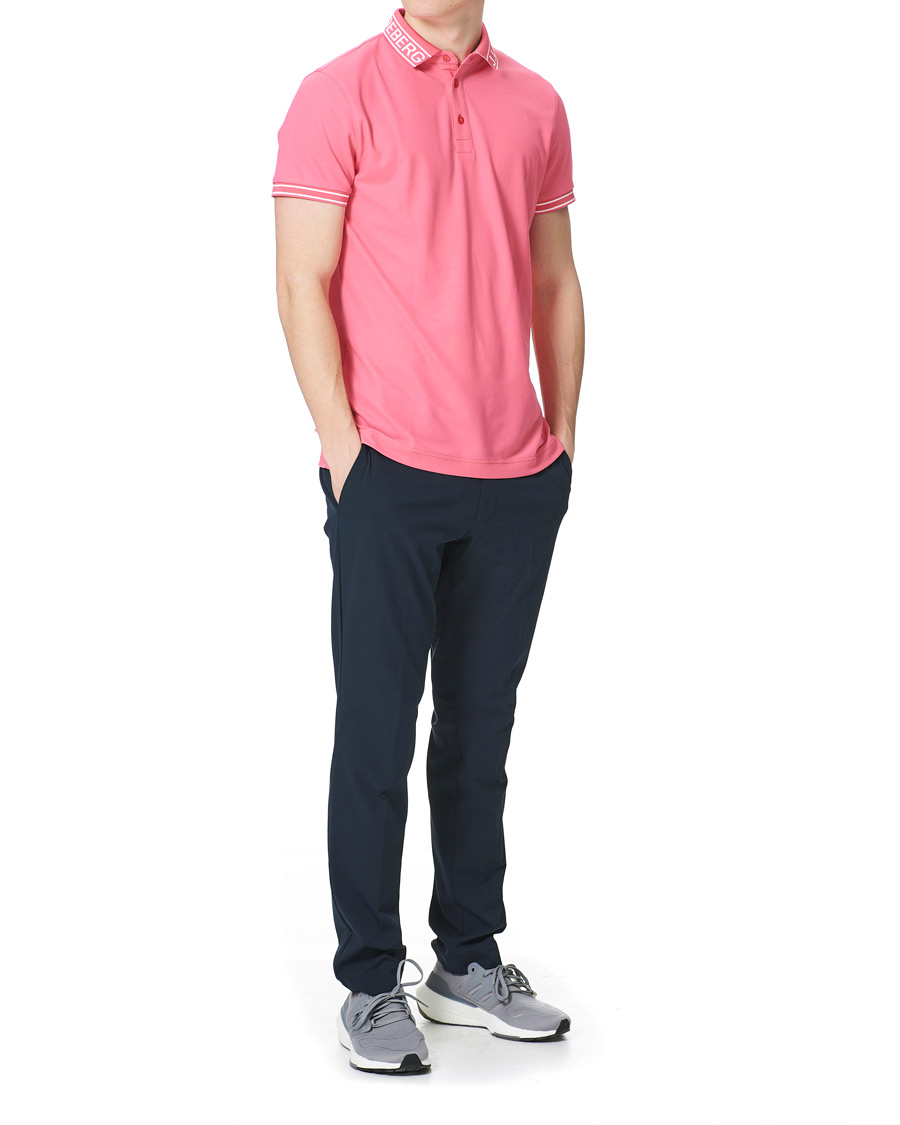 Men | Polo Shirts | J.Lindeberg | Austin Regular Golf Polo Hot Pink