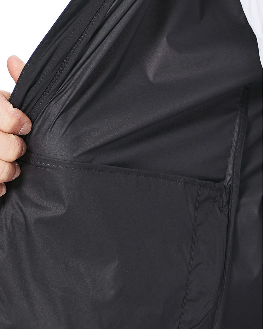 Men | Coats & Jackets | J.Lindeberg | Ash Light Packable Golf Jacket Black