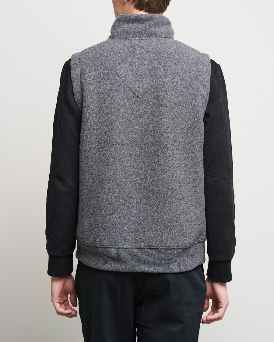 Men | Coats & Jackets | Canada Goose | Mersey Fleece Vest Quarry Grey