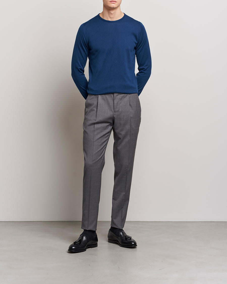 Men | Sweaters & Knitwear | John Smedley | Hatfield Sea Island Crew Neck Indigo