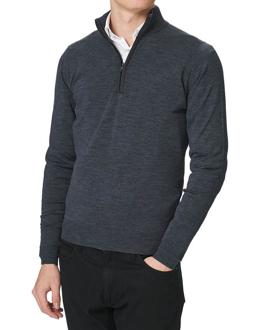 Men | Sweaters & Knitwear | John Smedley | Barrow Extra Fine Merino Half Zip Charcoal