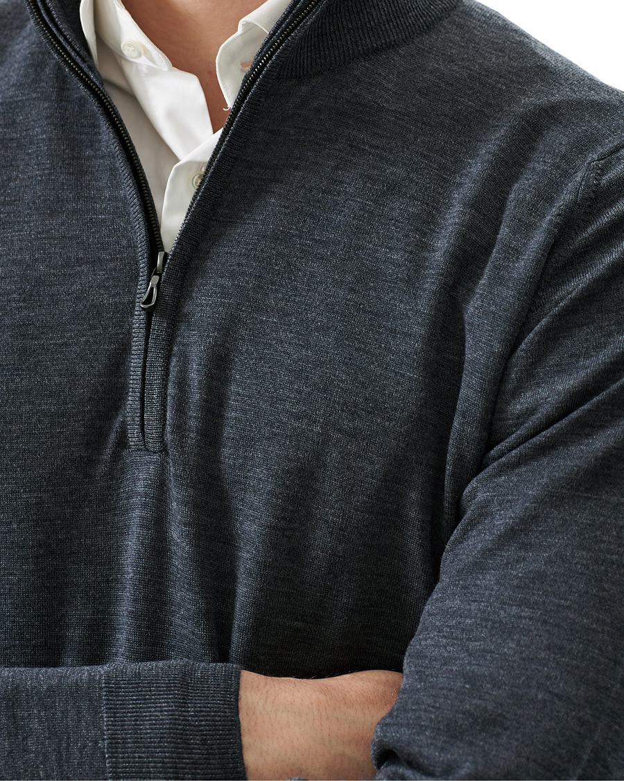 Men | Sweaters & Knitwear | John Smedley | Barrow Extra Fine Merino Half Zip Charcoal