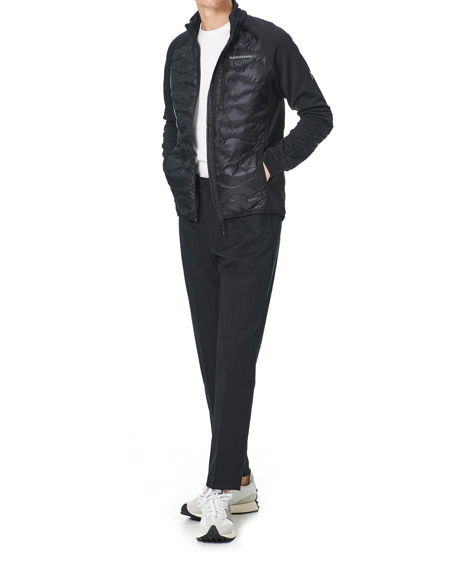 Men | Coats & Jackets | Peak Performance | Helium Hybrid Black