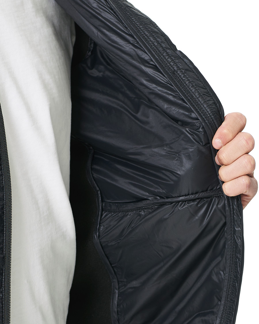 Men | Coats & Jackets | Peak Performance | Helium Hybrid Black