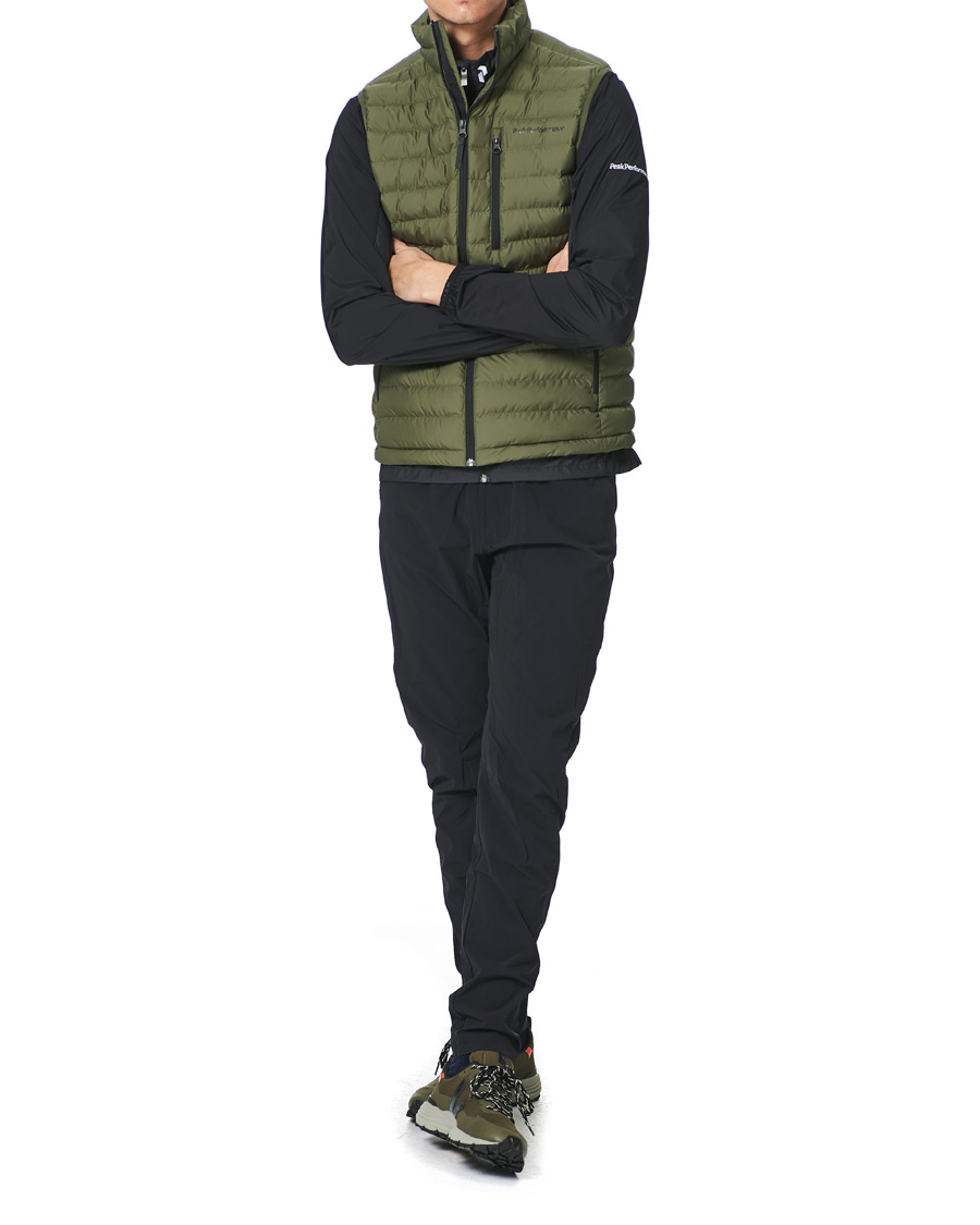 Men | Coats & Jackets | Peak Performance | Rivel Liner Detachable Vest Pine Neddle