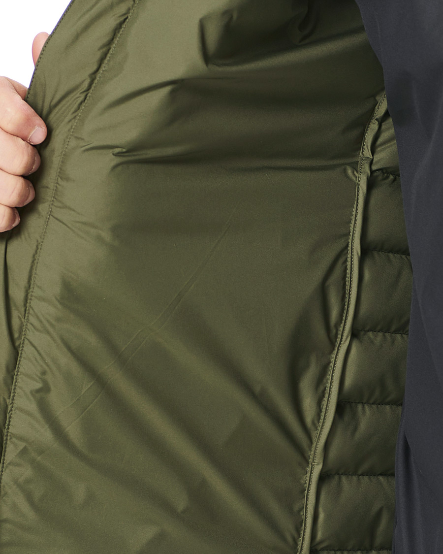 Men | Coats & Jackets | Peak Performance | Rivel Liner Detachable Vest Pine Neddle