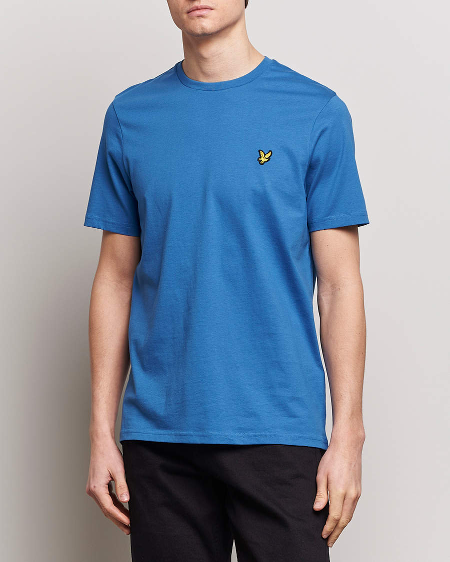 Men | Clothing | Lyle & Scott | Crew Neck Organic Cotton T-Shirt Spring Blue
